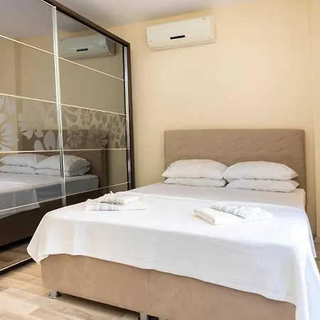 فيلة Captivating House With Shared Pool And Central Location In Gumusluk, Bodrum *