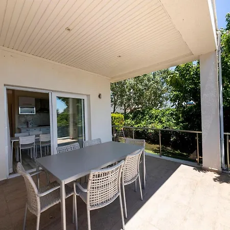 Captivating House With Shared Pool And Central Location In Gumusluk, Bodrum غوموشْلوك